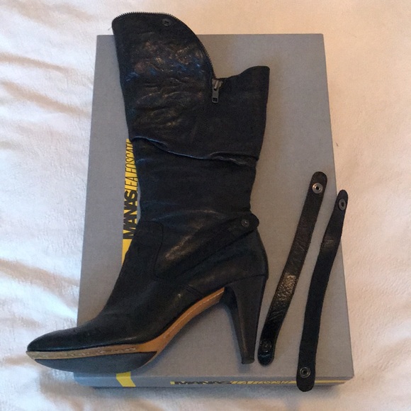 Black leather boot - Picture 12 of 13